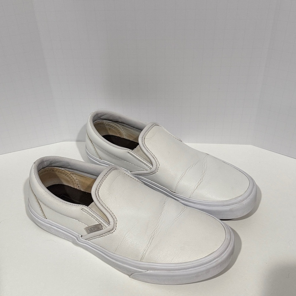 Vans white leather slip on shoes - Picture 2 of 9